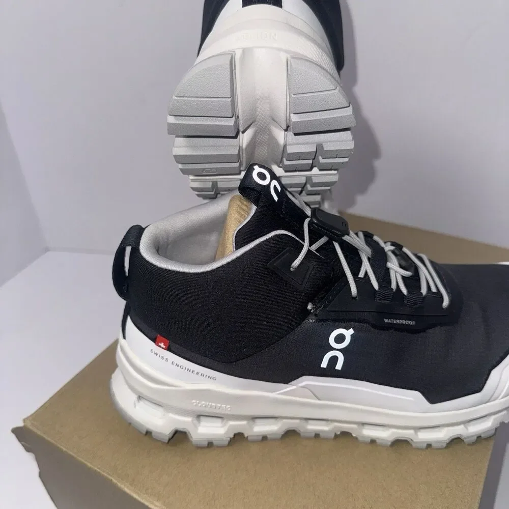 On Cloudhero Mid Waterproof Unisex Kids Sneakers Black/White US 3.5 EU 35.5 NIB
